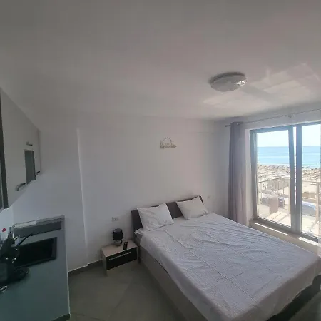 Apartment 18 Mamaia Nord